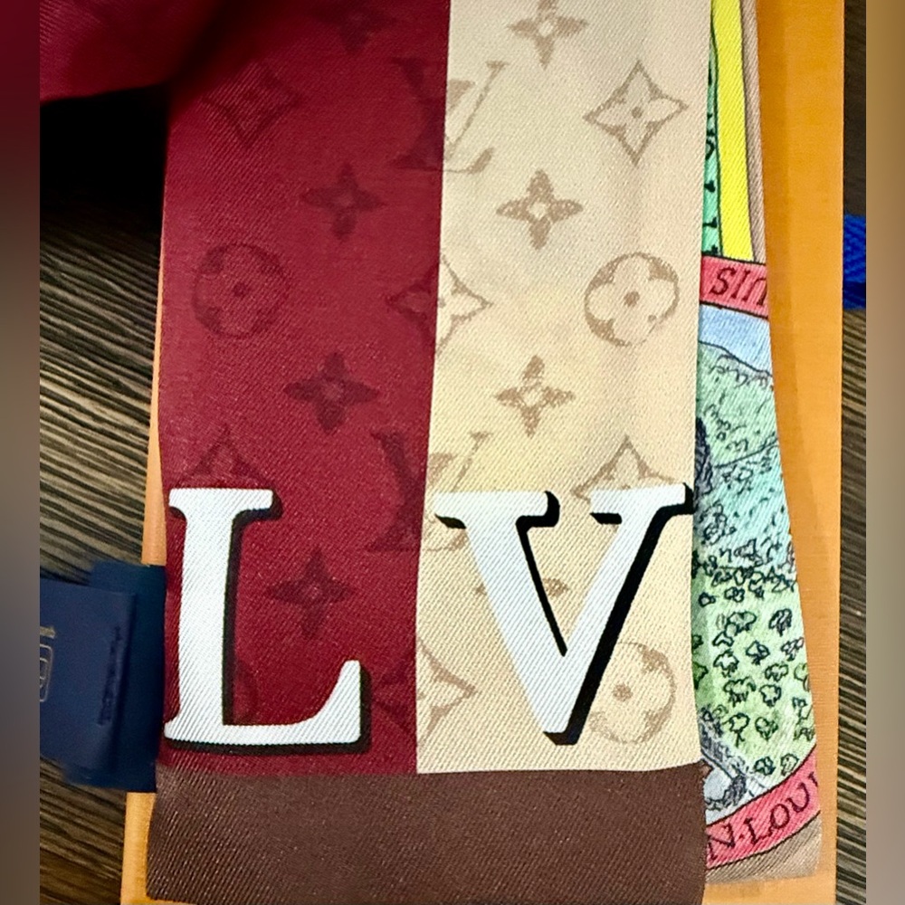 Louis Vuitton Grace Coddington My LV Trunk Bandeau CATOGRAM - Picture 13 of 16